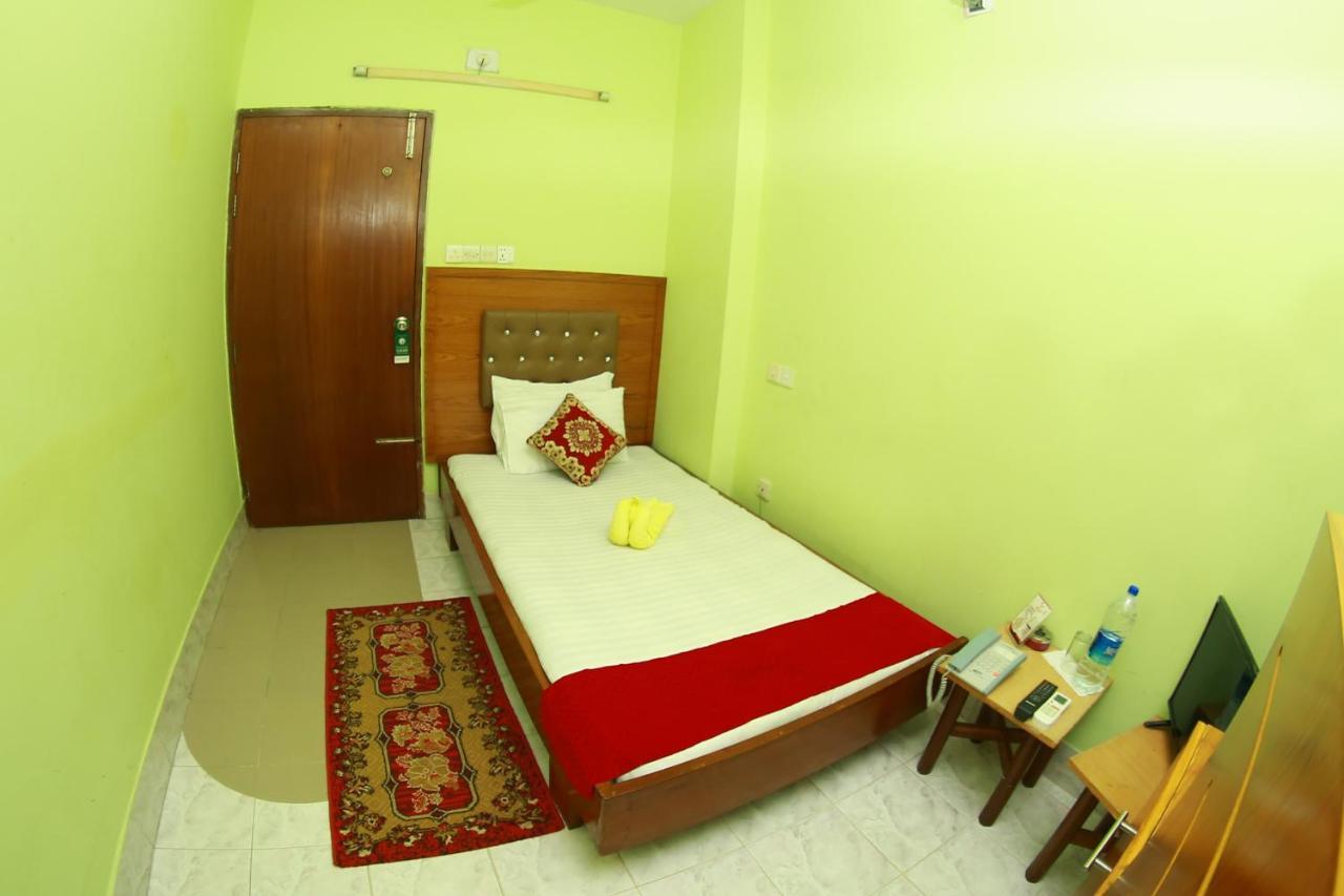 Hotel Farmis Garden Силхет Экстерьер фото